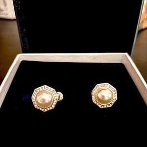 Vintage Napier Silver and Pearl Stud Earrings (Clip-on)